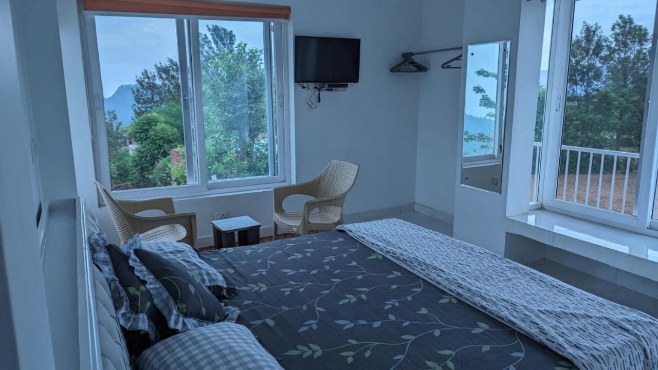 Mayur Home Stay, Morni Hills Екстериор снимка